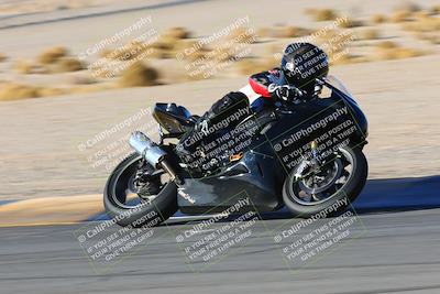 media/Jan-08-2022-SoCal Trackdays (Sat) [[1ec2777125]]/Turn 11 (215pm)/